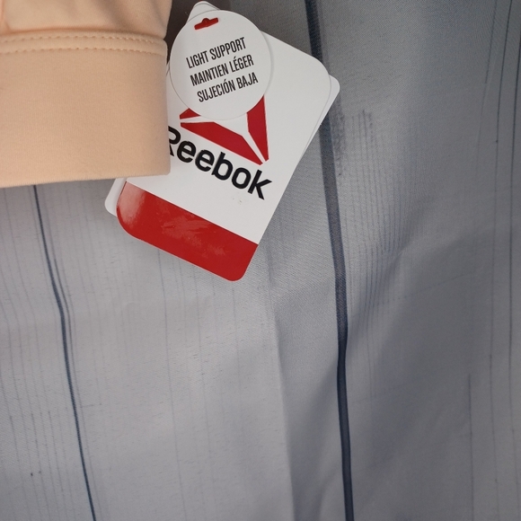 Reebok sports bra NWT - Picture 7 of 10